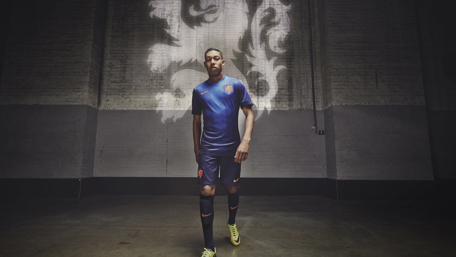 德甲场面火爆:攻守精彩回放不断,德甲现场